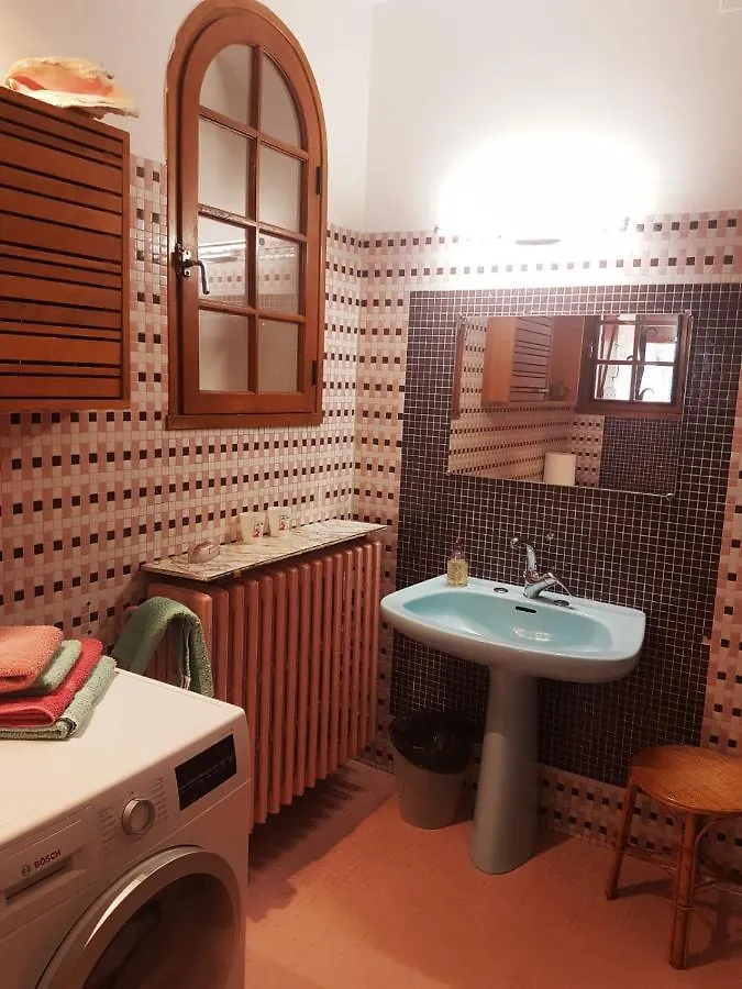 Lautre Bed and Breakfast Joyeuse Bed & Breakfast
